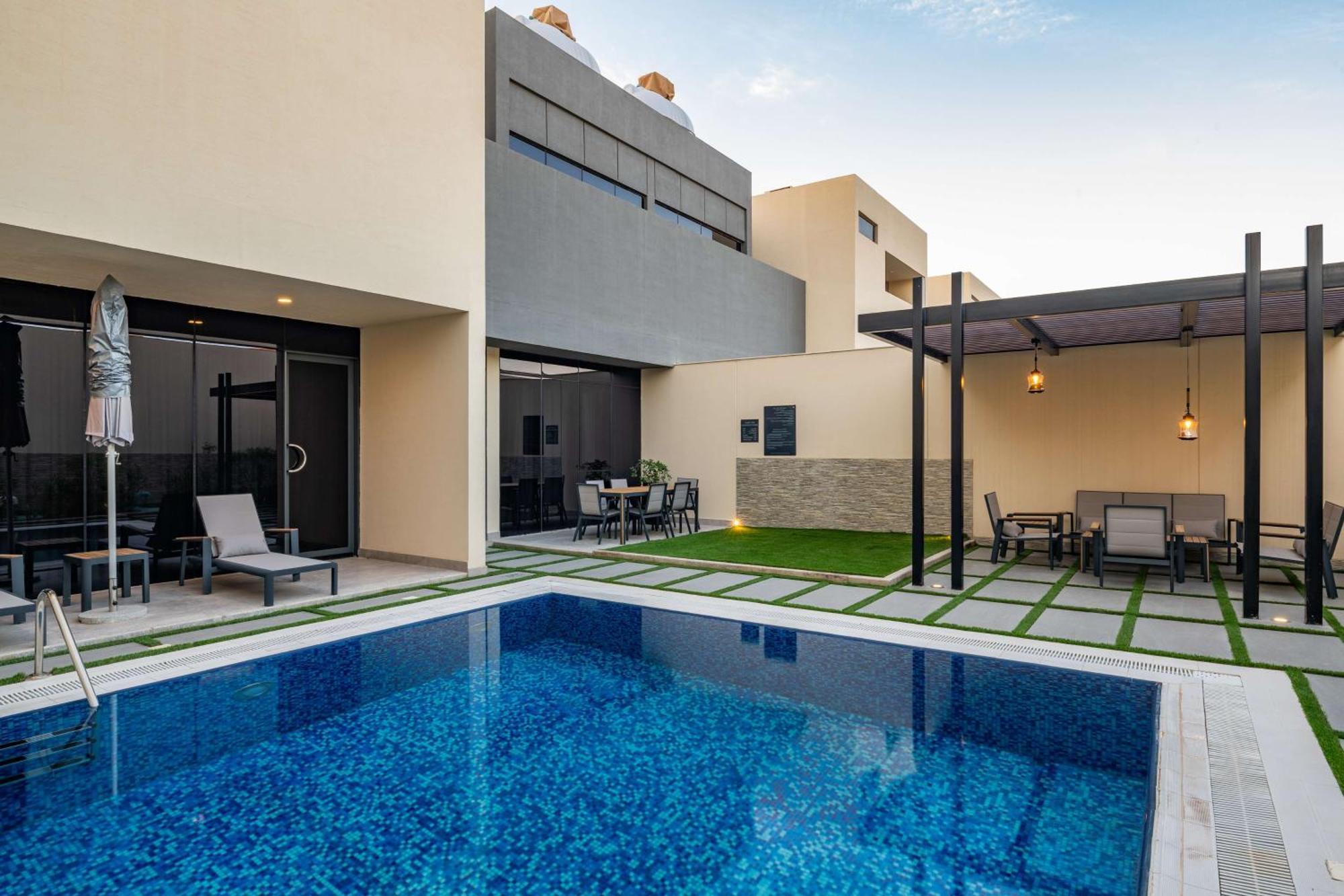 Radisson Blu Qurtuba 5*