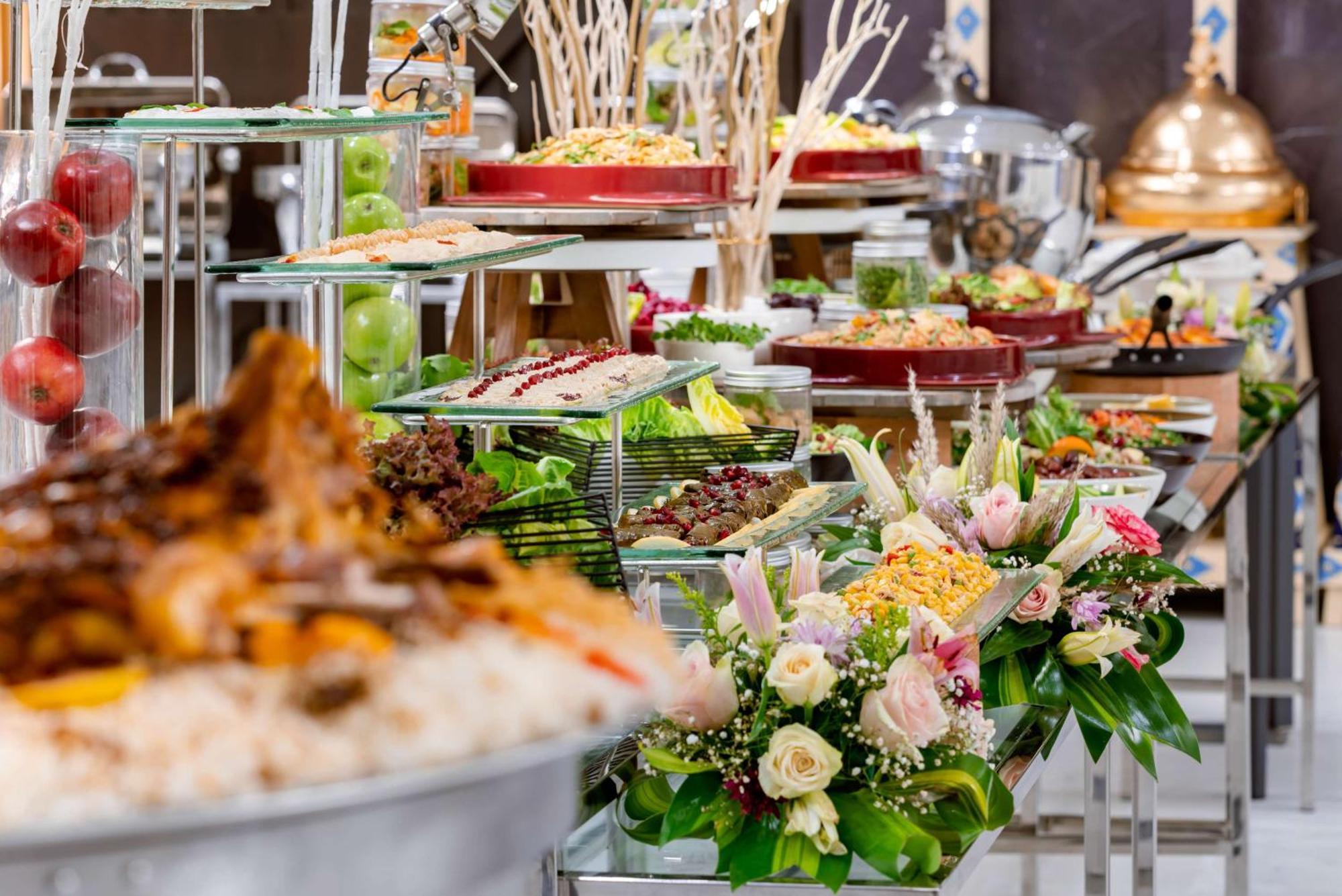 Hotel Radisson Blu Qurtuba 5*