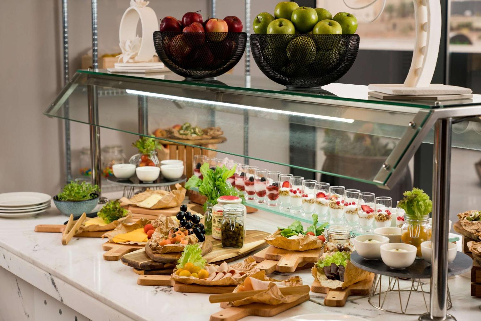 Radisson Blu Qurtuba Hotel